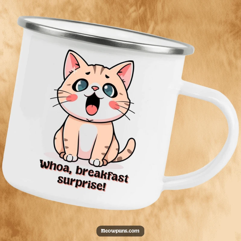 Funny Astonished Cat Camping Mug: An astonished cat and exclamation mark, perfect for outdoor surprise humor.