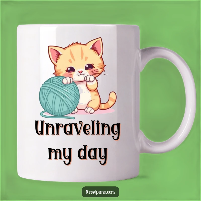 Funny Kitten Letter Yarn Mug: Playful Pet's Gift for Learners